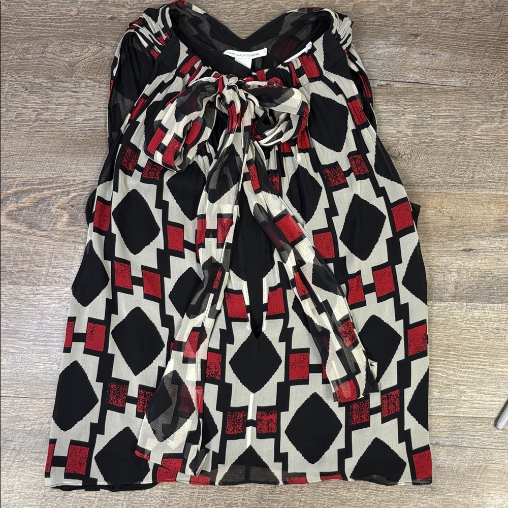 Diane von Fürstenberg “Annisa” Silk Geometric Halter Top Size Large